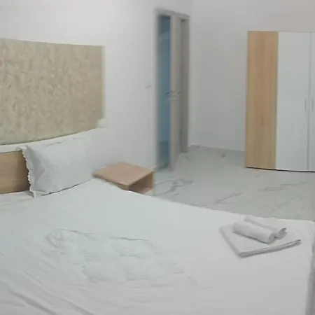 Iris Apartament *